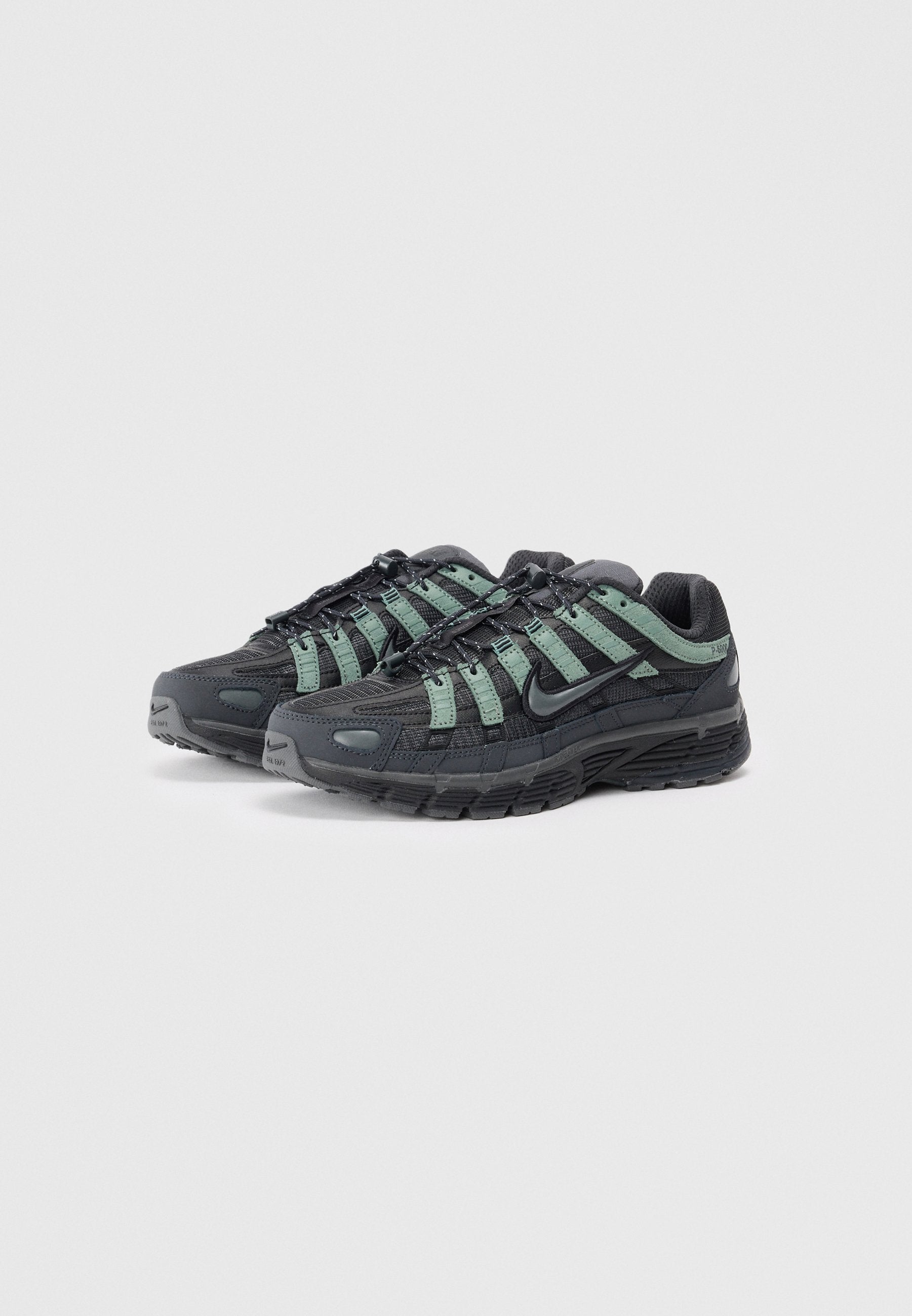 NIKE P-6000 Anthracite Iron Grey Dk Smoke Grey (GS)