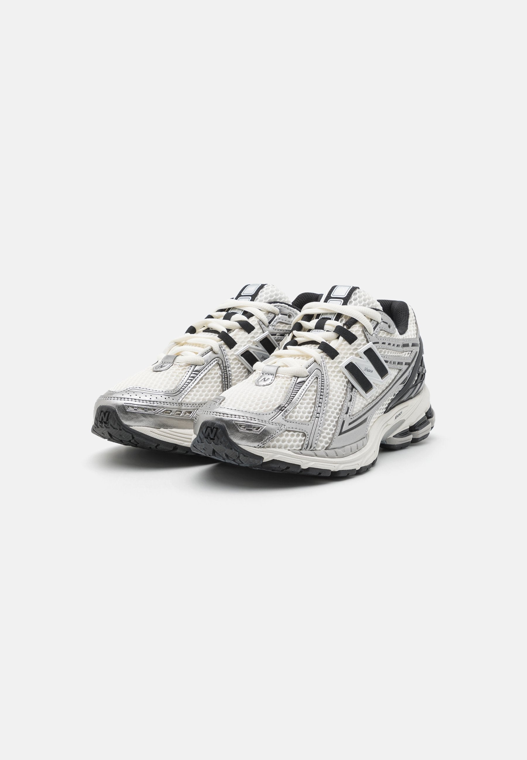 New Balance 1906R Silver Black