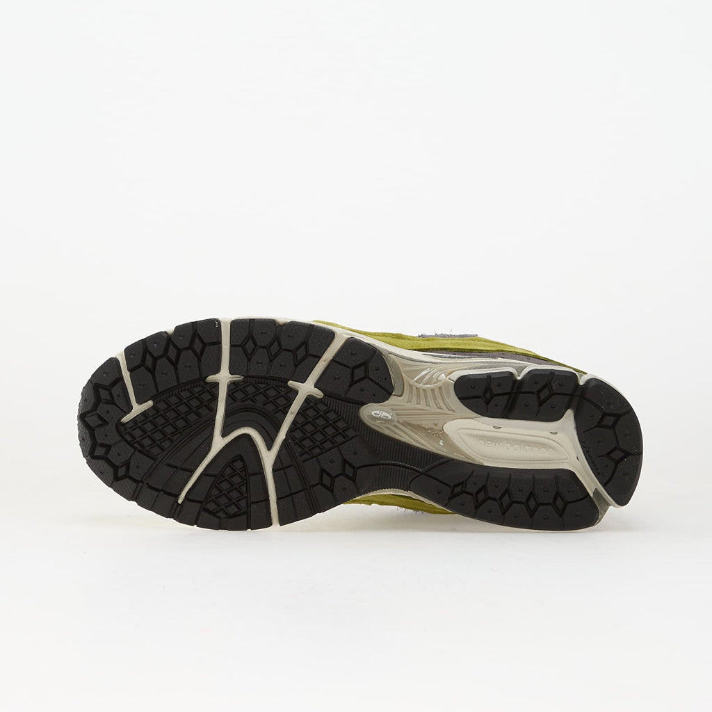 New Balance 2002R Protection Pack Sea Moss Raincloud