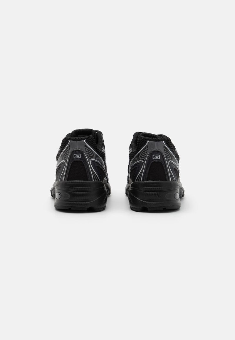 New Balance 740 Black Silver Metallic