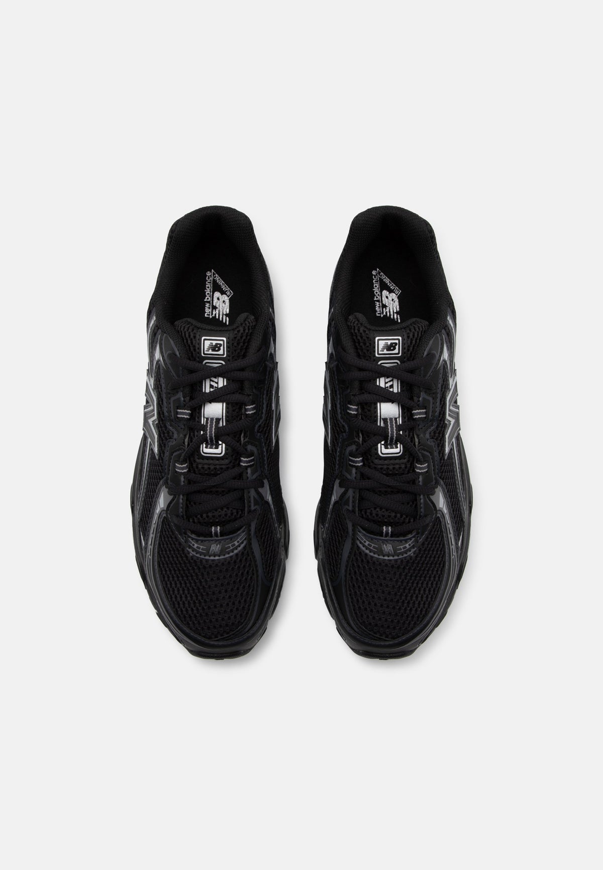 New Balance 740 Black Silver Metallic GS