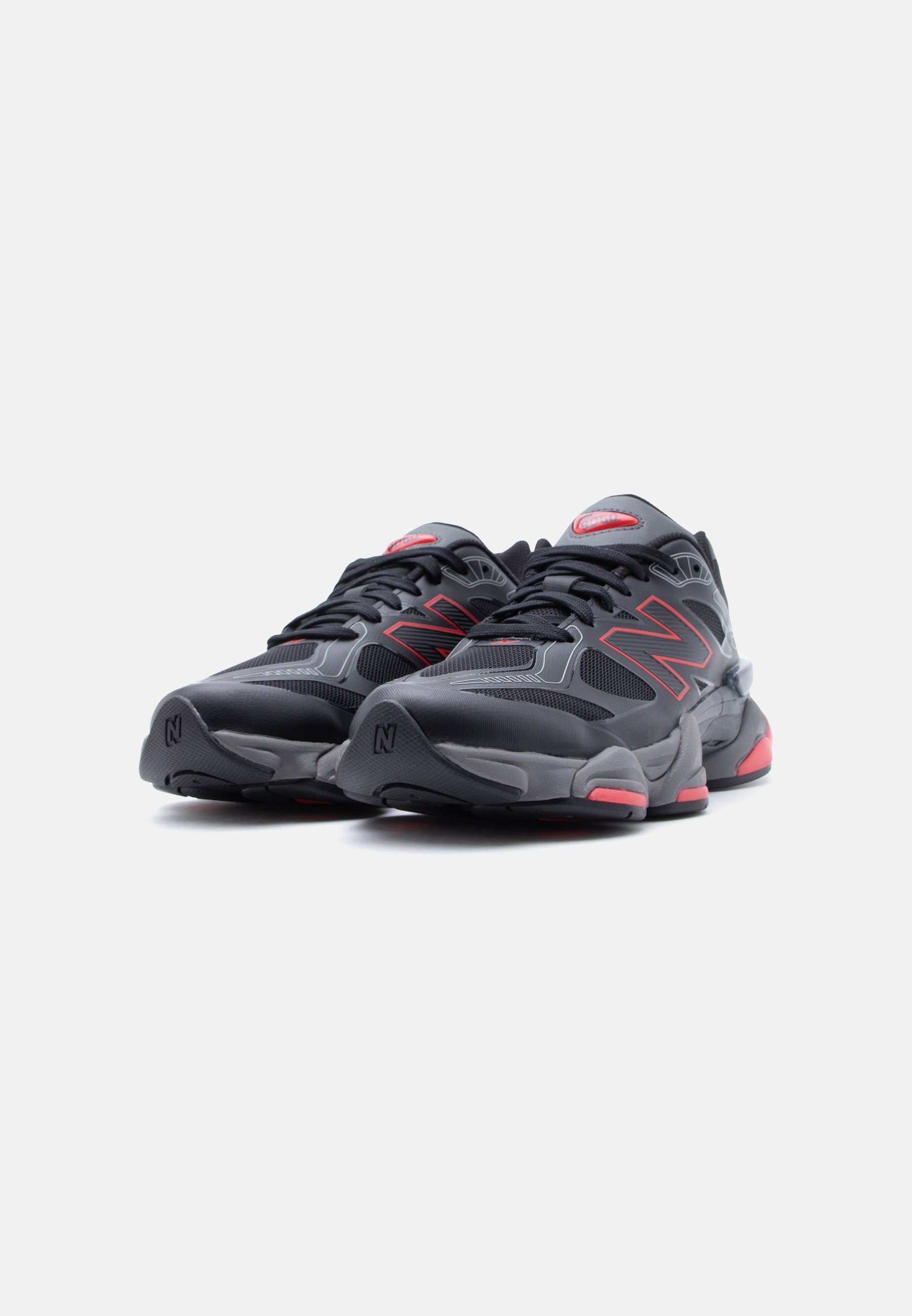 New Balance 9060 Black/Fire Cracker