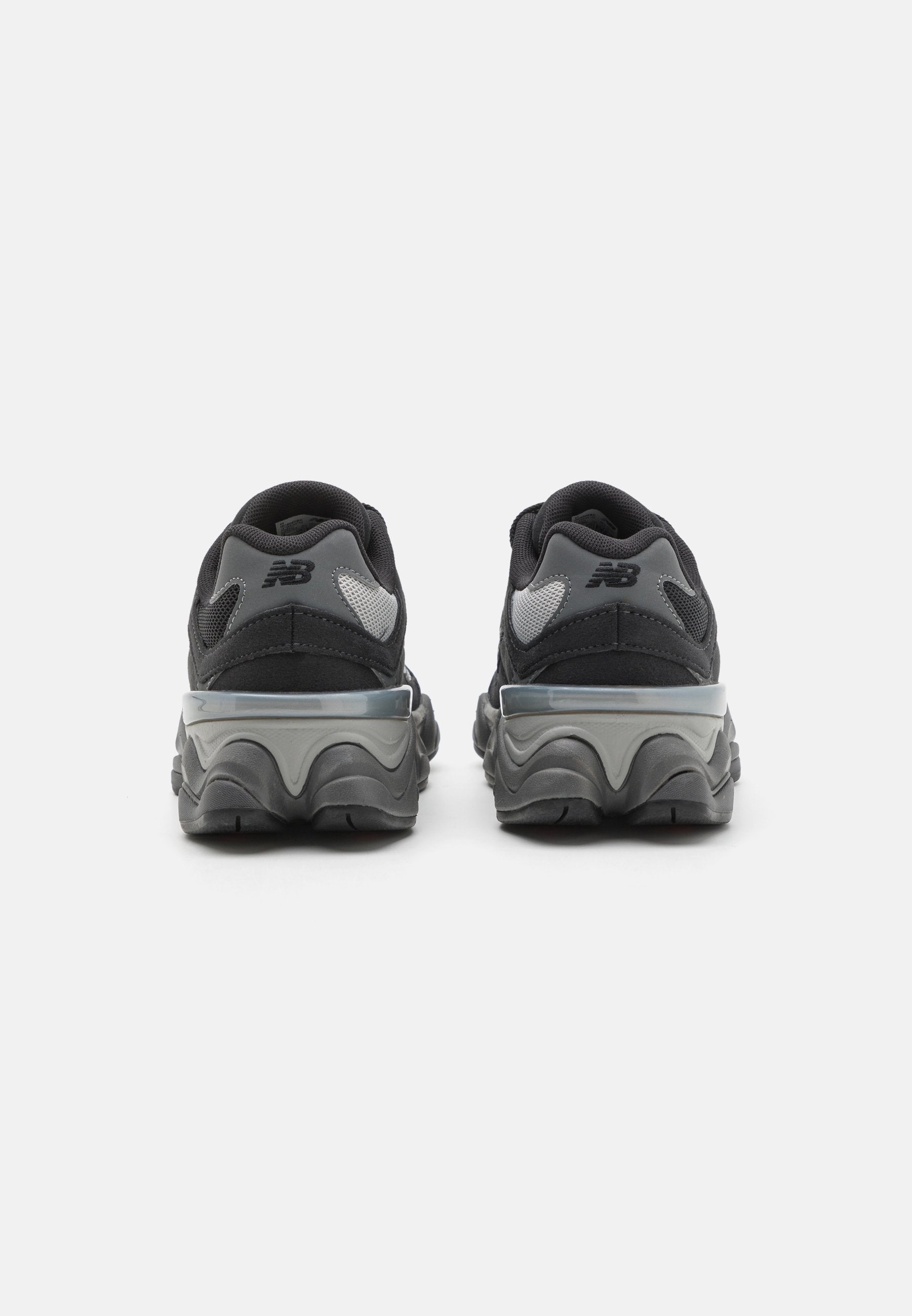 New Balance 9060 Black Grey