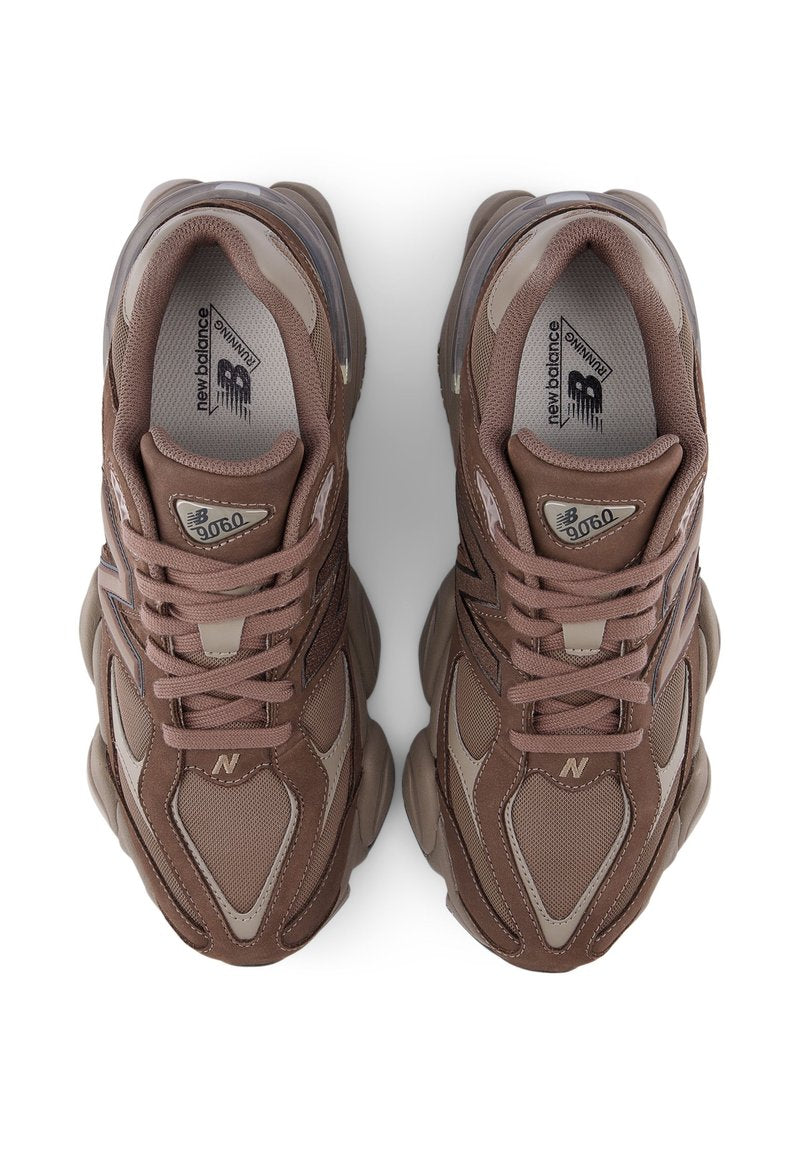 New Balance 9060 Mono Cortado
