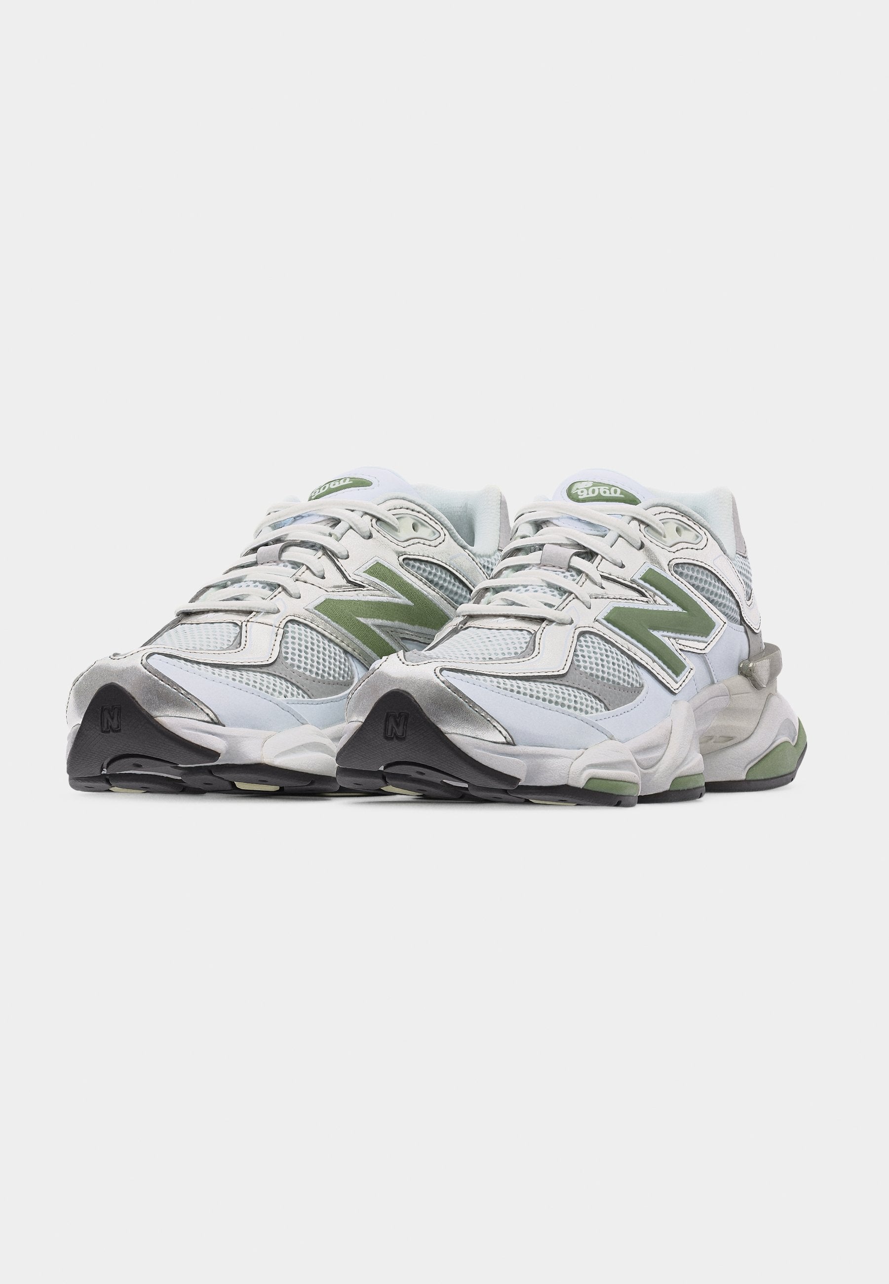 New Balance 9060 White/Oregano
