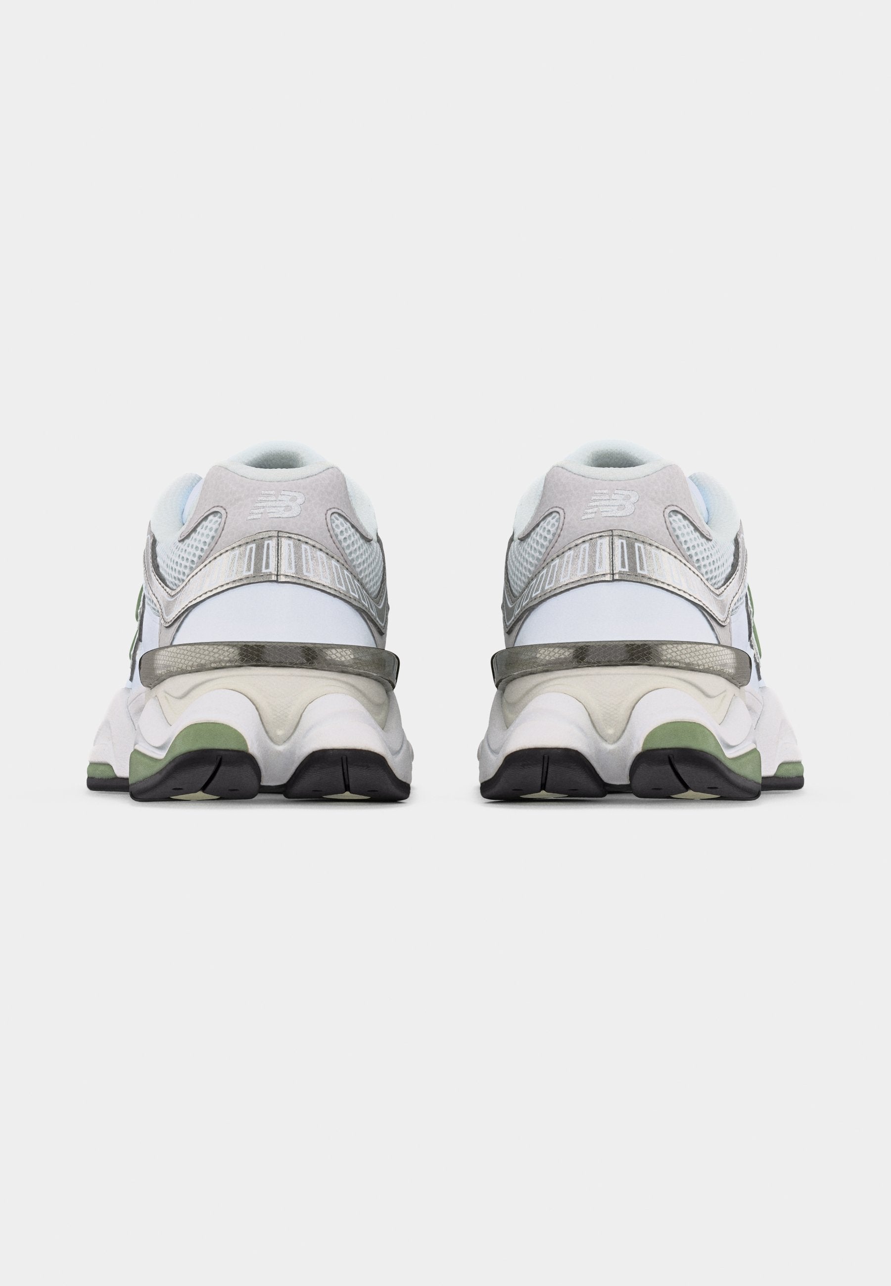 New Balance 9060 White/Oregano