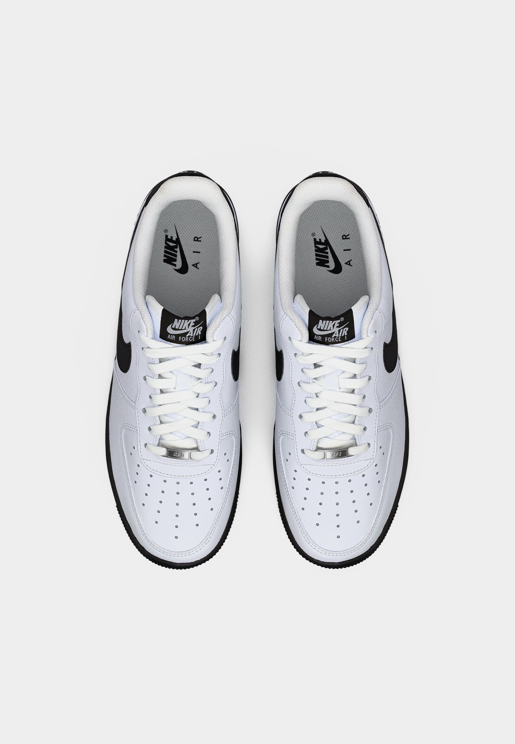 Nike Air Force 1 Low '07 White Black (2026)