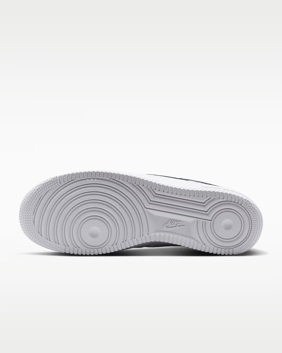 Nike Air Force 1 '07 LV8 Tech White
