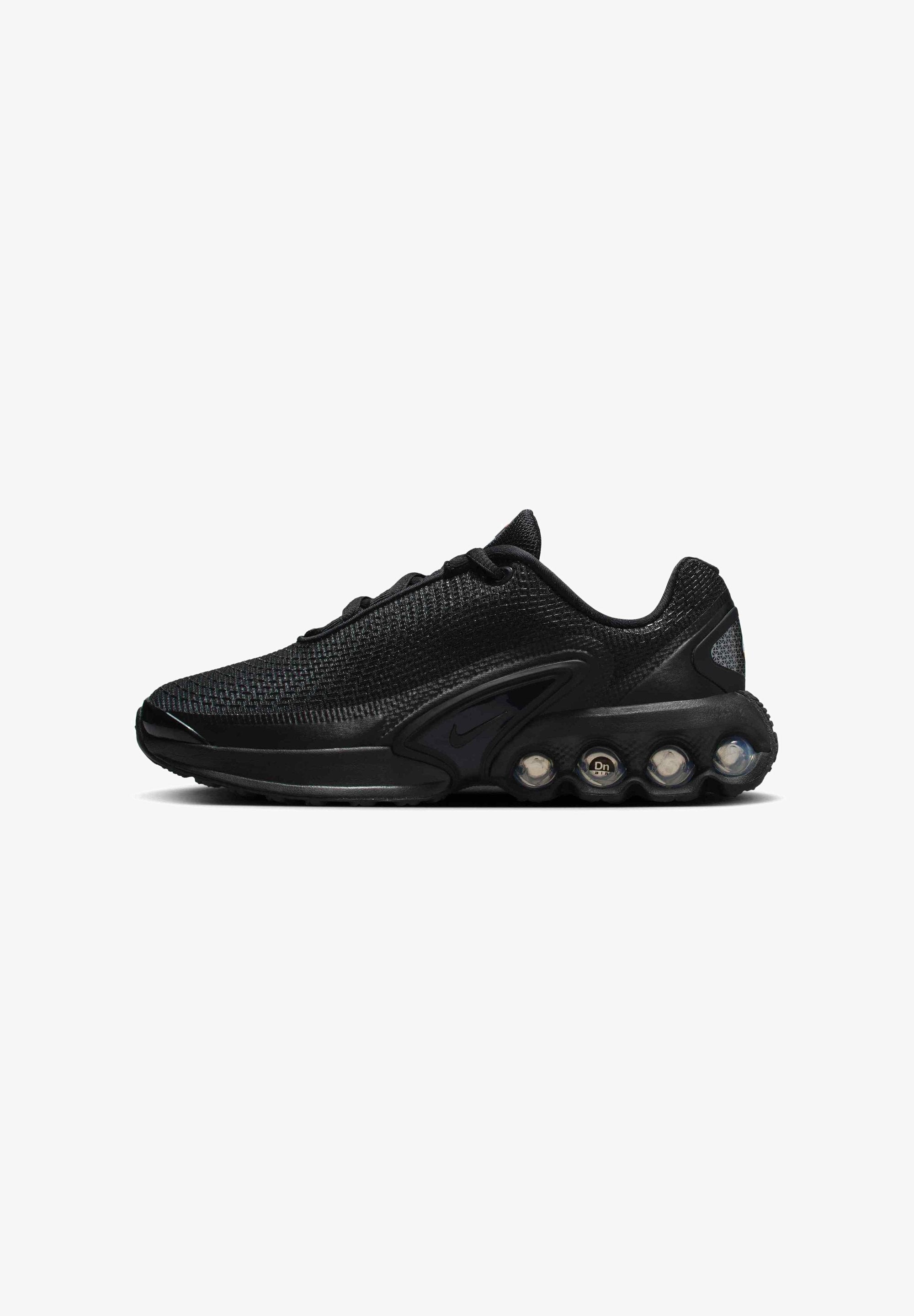 Nike Air Max Dn Triple Black