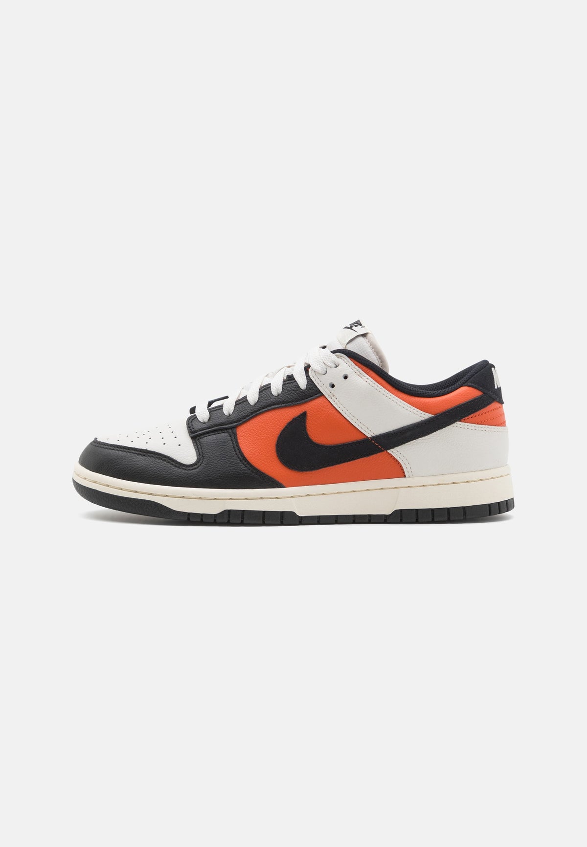 Nike Dunk Low Retro Vintage Coral