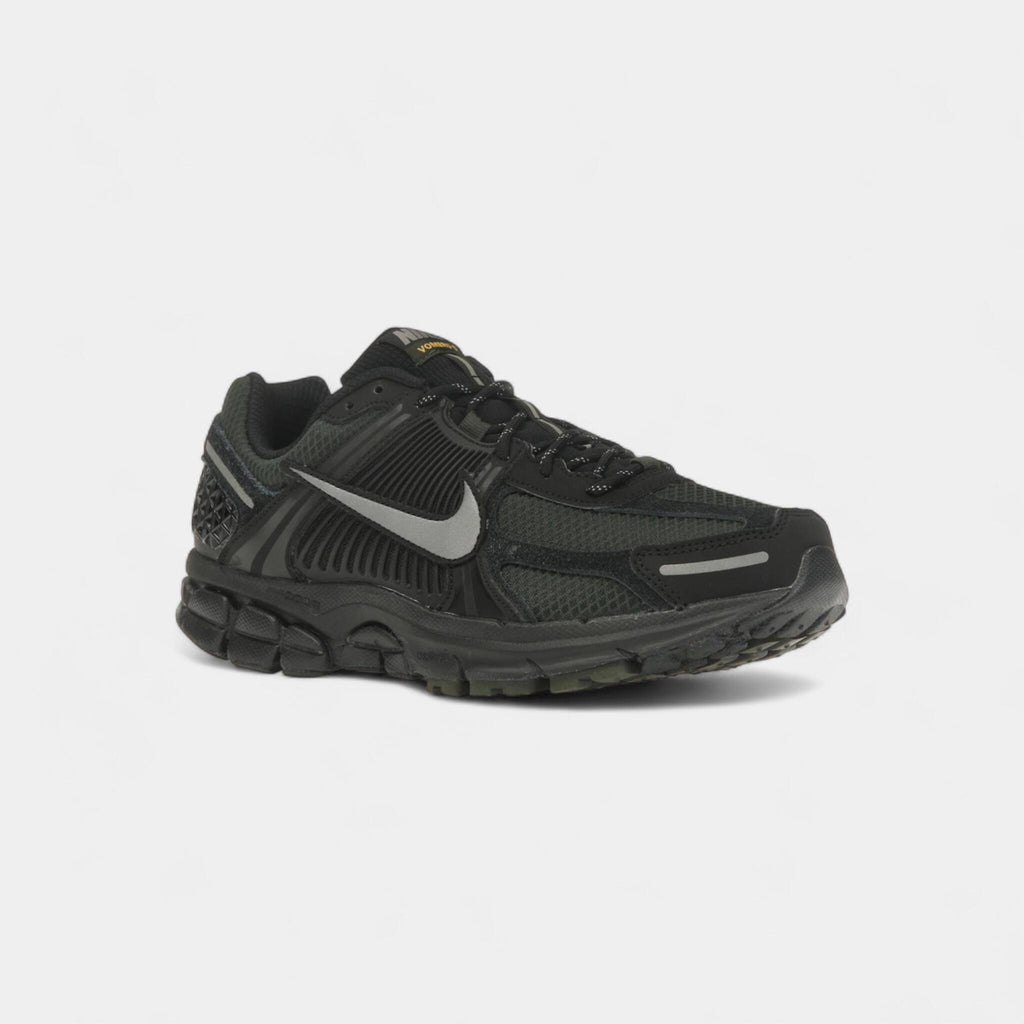 Nike Zoom Vomero 5 Black Sequoia