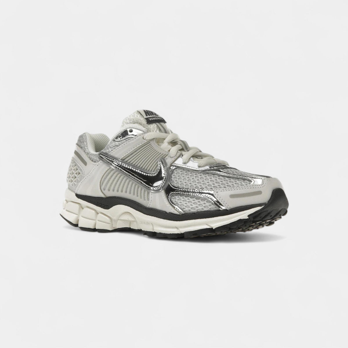 Nike Zoom Vomero 5 Photon Dust Metallic Silver
