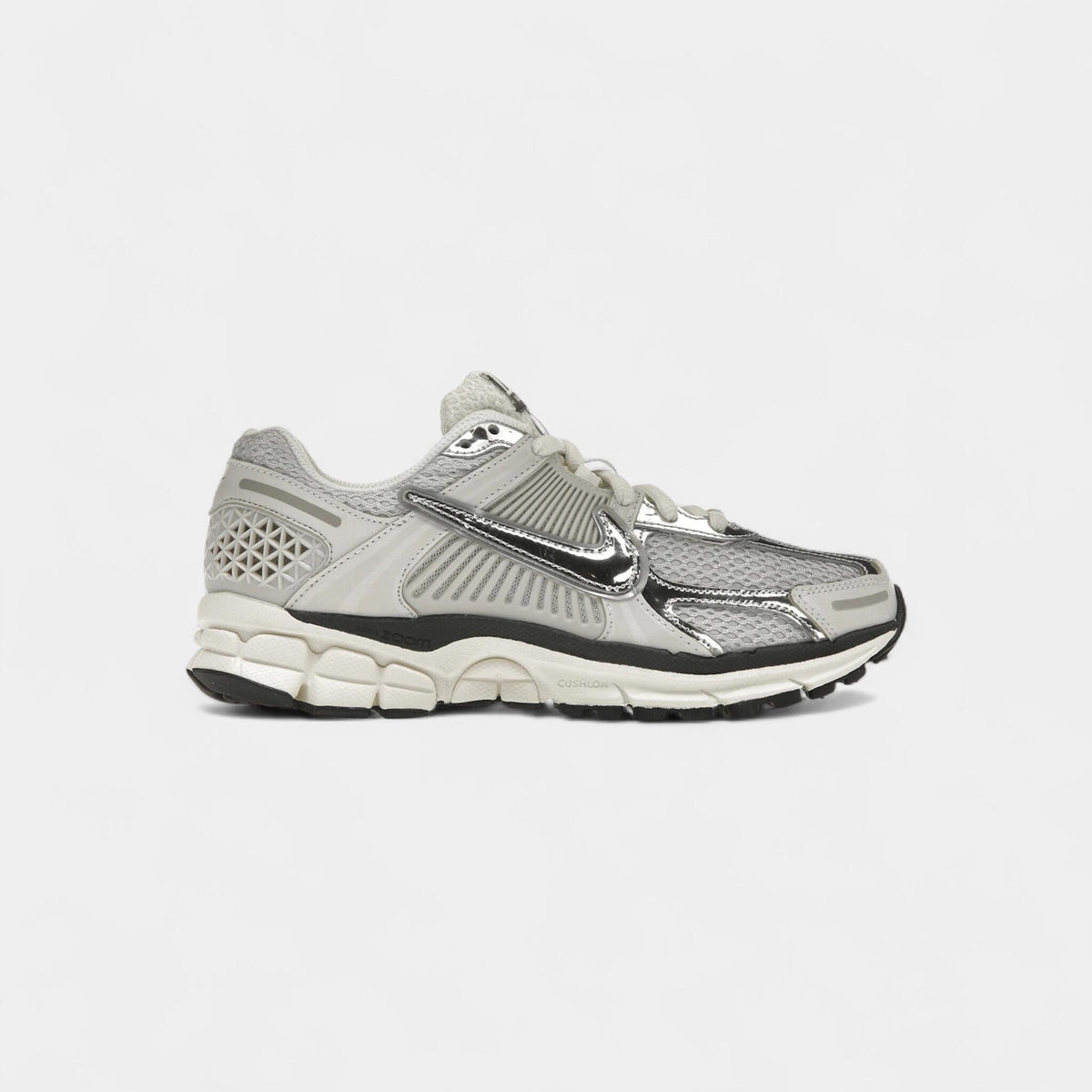 Nike Zoom Vomero 5 Photon Dust Metallic Silver