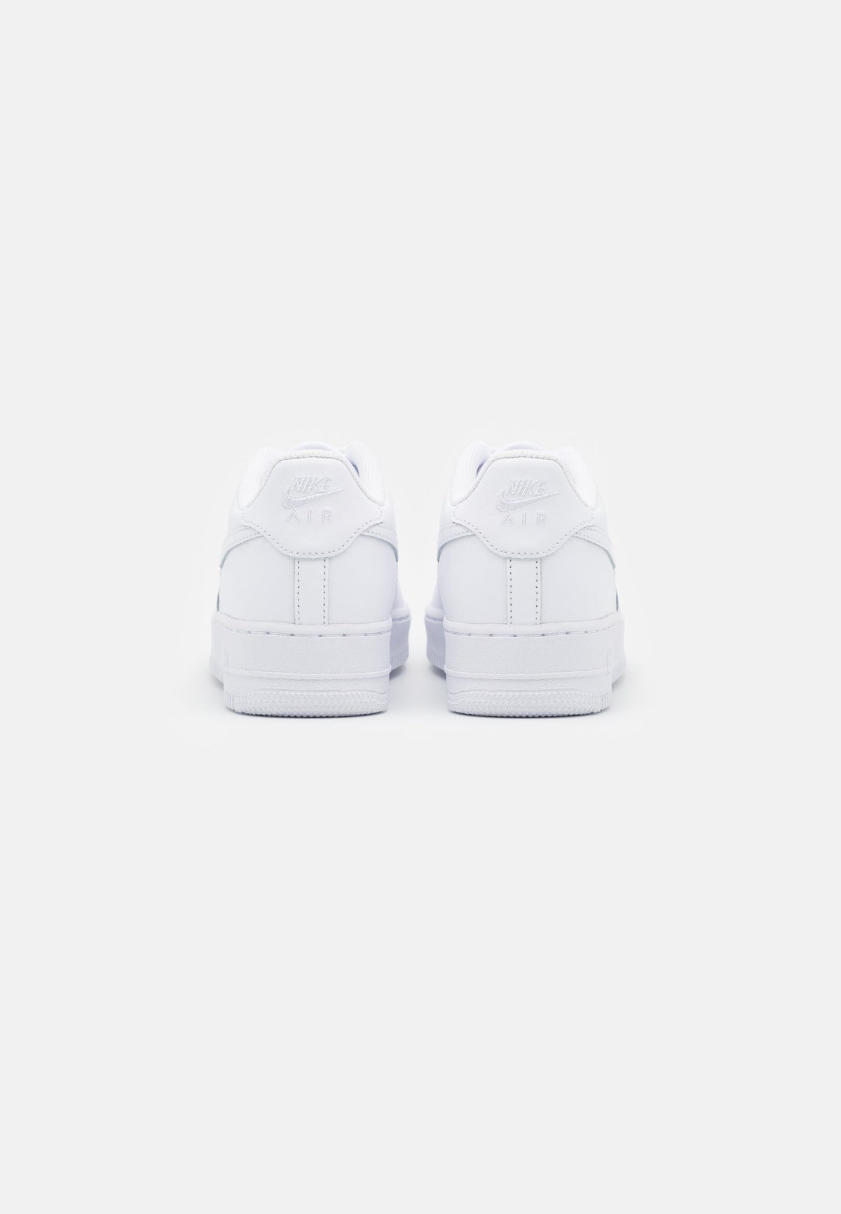 Nike Air Force 1 Triple White