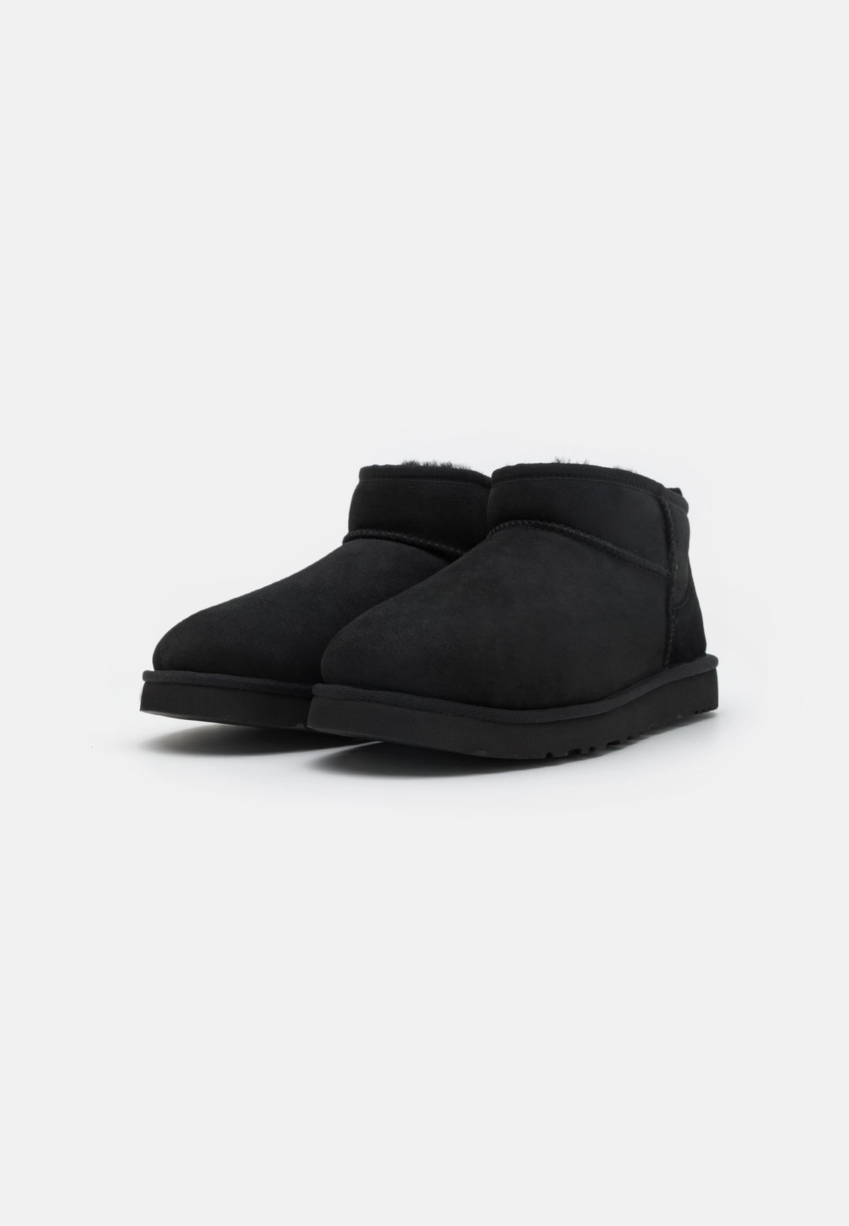 UGG Classic Ultra Mini Boot Black